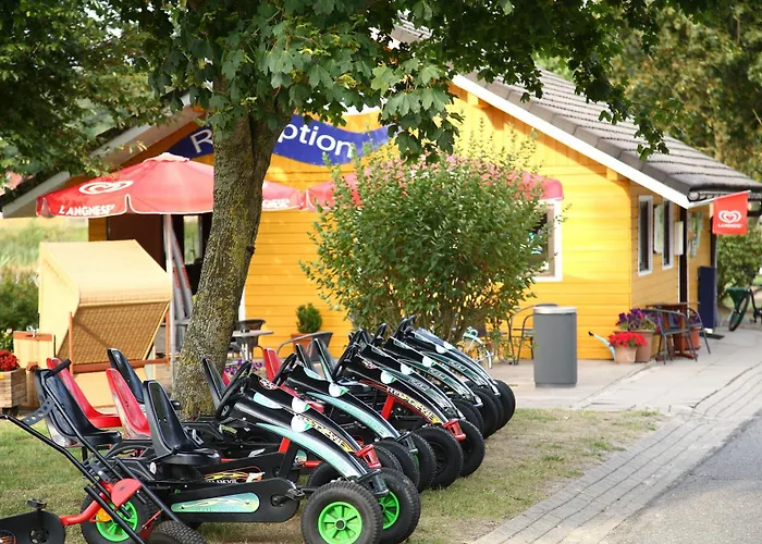 度假居 Mobilheim Wattwurm Mit Veranda Am Kransburger 555